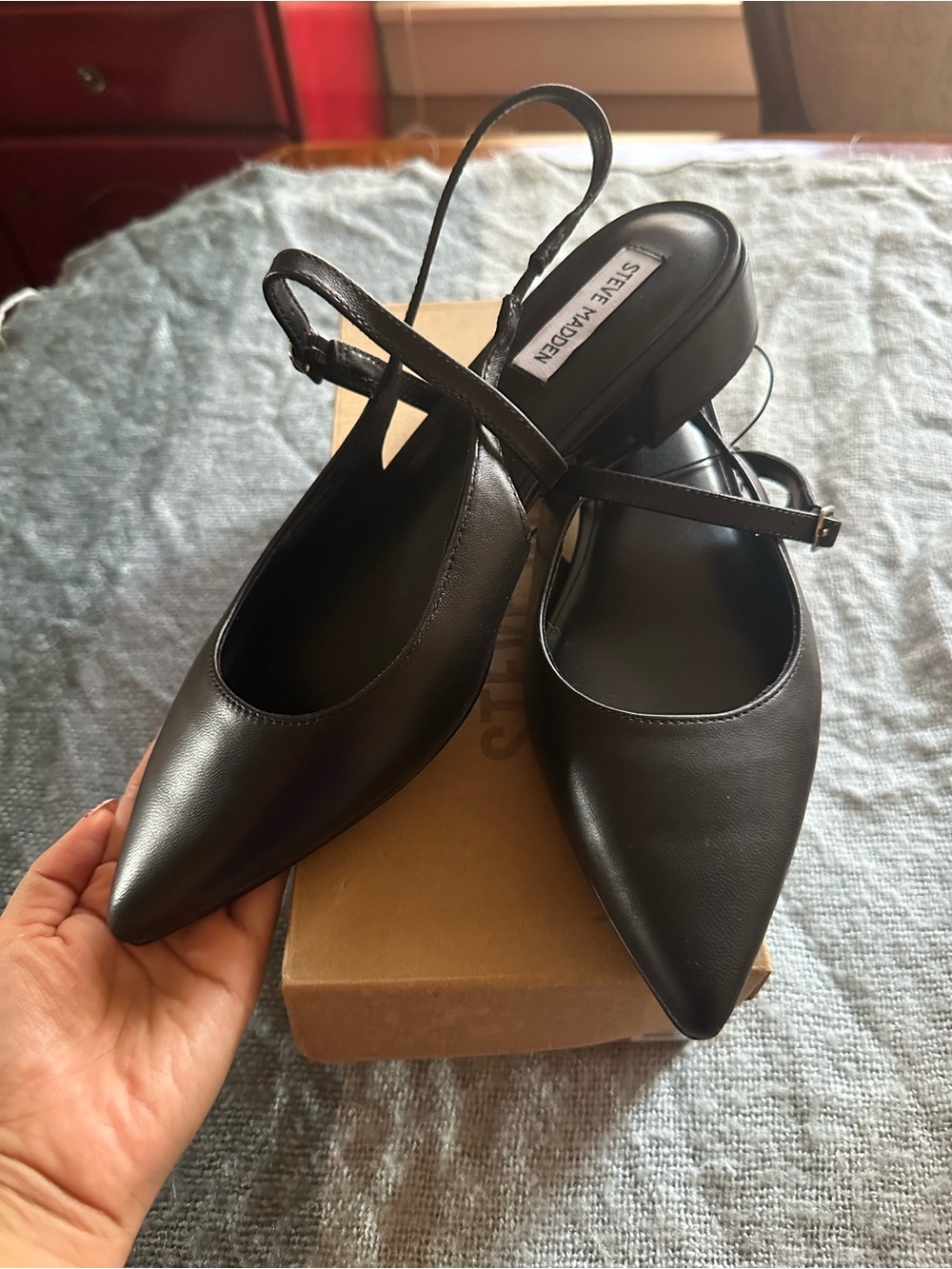 Steve Madden Black Pointed Slingback Flats